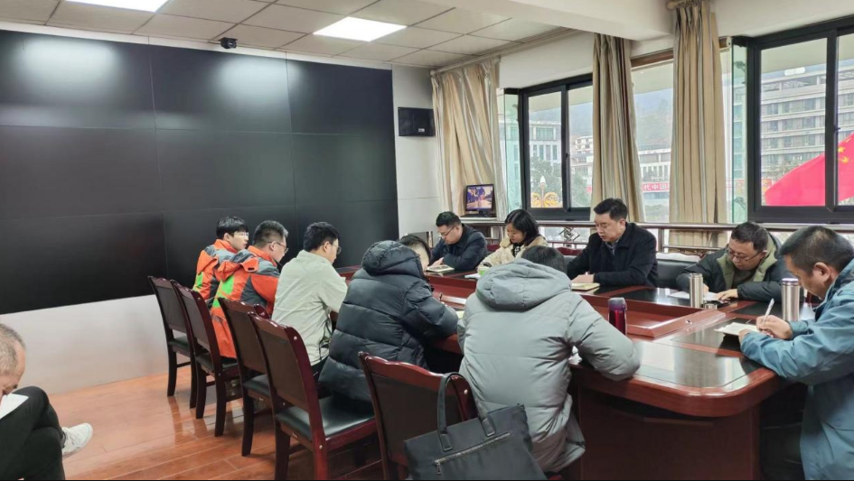 学条例 守诚信 强担当 —— 青川县林业局以警示教育赋能社会信用体系建设