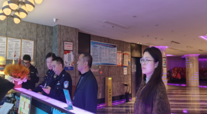 利州区文化广播电视和旅游局开展多部门联合检查暨信用宣传活动